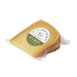 Compra Queso de Oveja Maduro Oveja Vasca, elaborado en Temuco. Formato 200 g aprox., ideal para tablas de quesos y aperitivos. Despacho a domicilio en Santiago.