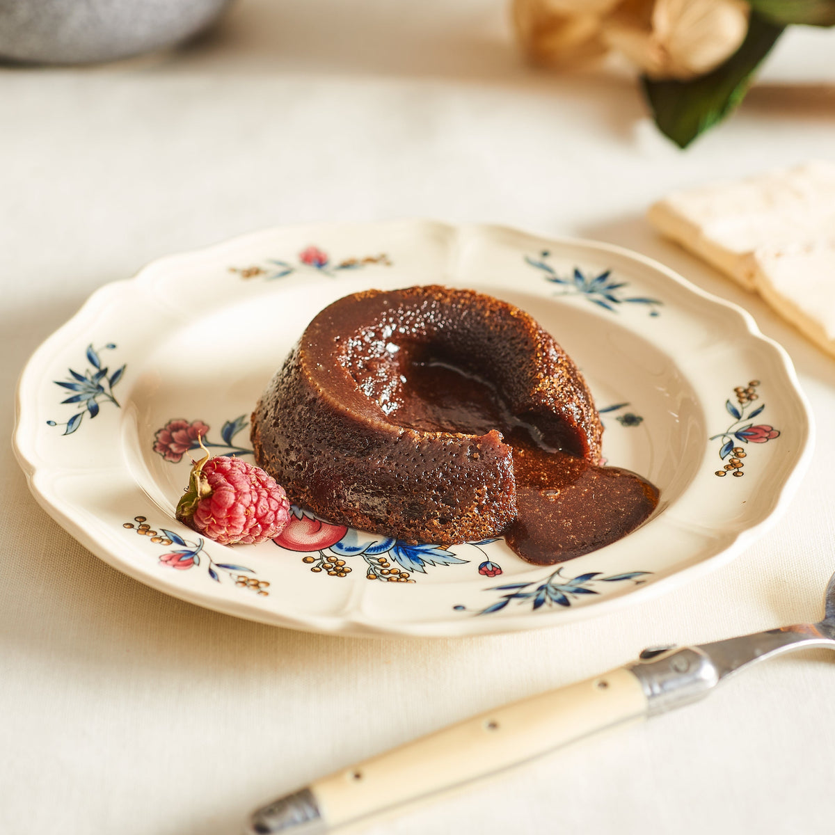 Volcán de chocolate Foga con bizcocho suave y centro de chocolate líquido, formato de 6 unidades